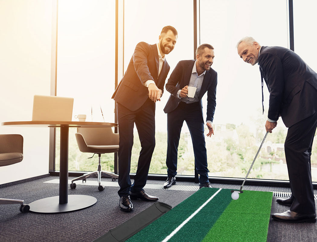 Stylish Golf Putting Mat Portable