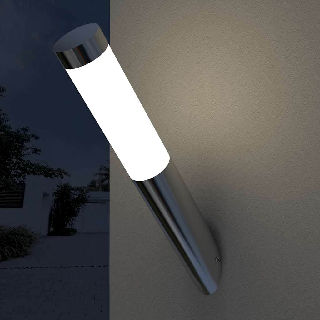 2 Wall Lights