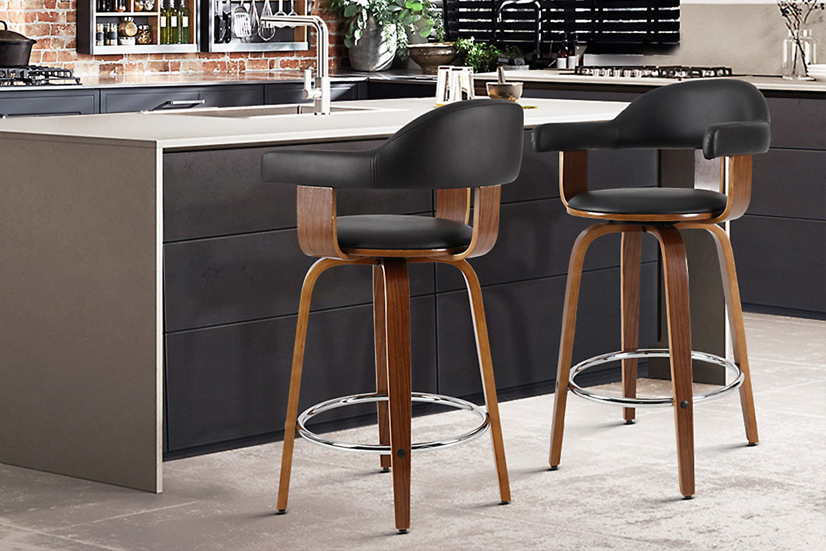 2X Bar Stools Leather Seat Wooden Legs