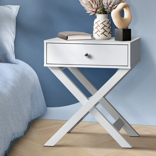Contemporary Wooden Side Table: Minimalist Elegance for