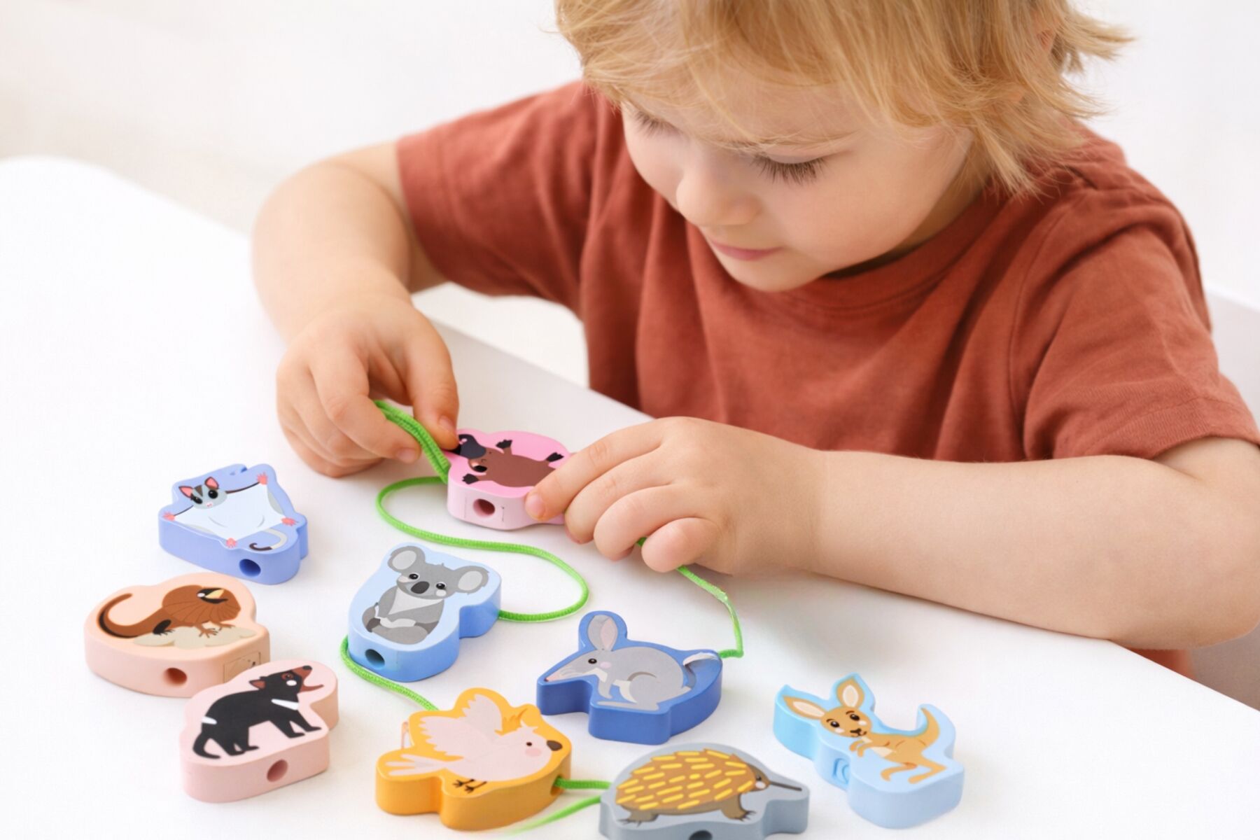 Threading Toy Aussie Animals Set 5x1.5x3.5cm