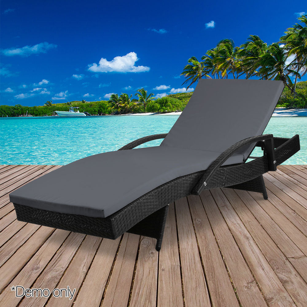 Adjustable Wicker Beach Chair Patio Lounger Black