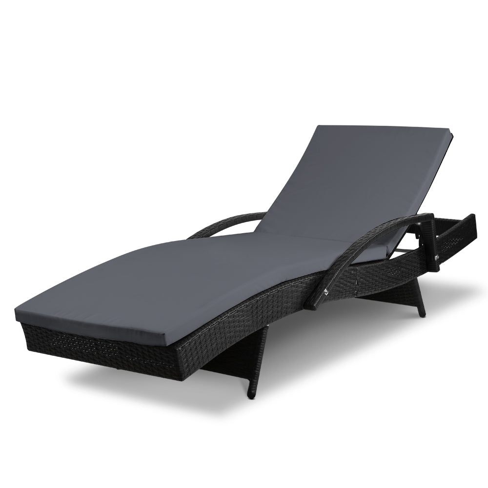 Adjustable Wicker Beach Chair Patio Lounger Black