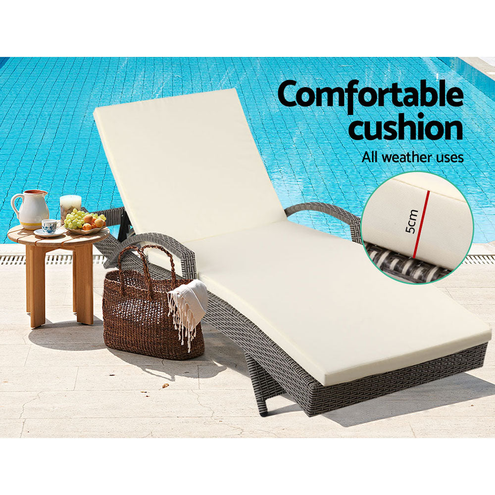 Grey & Beige Wicker Beach Chair Adjustable Patio Lounger Reclining Chair