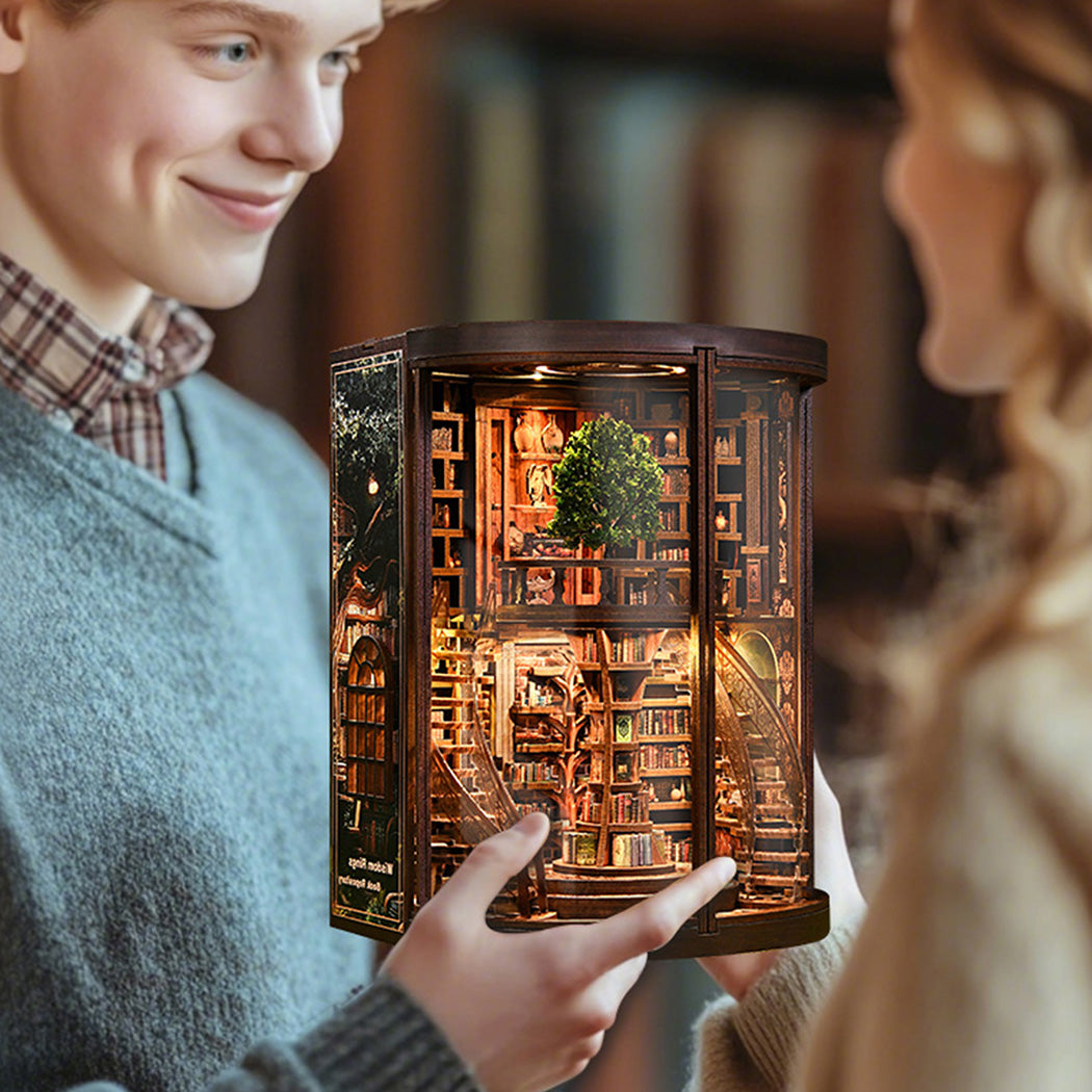 Miniature Library Kit Walnut 16x14x21cm