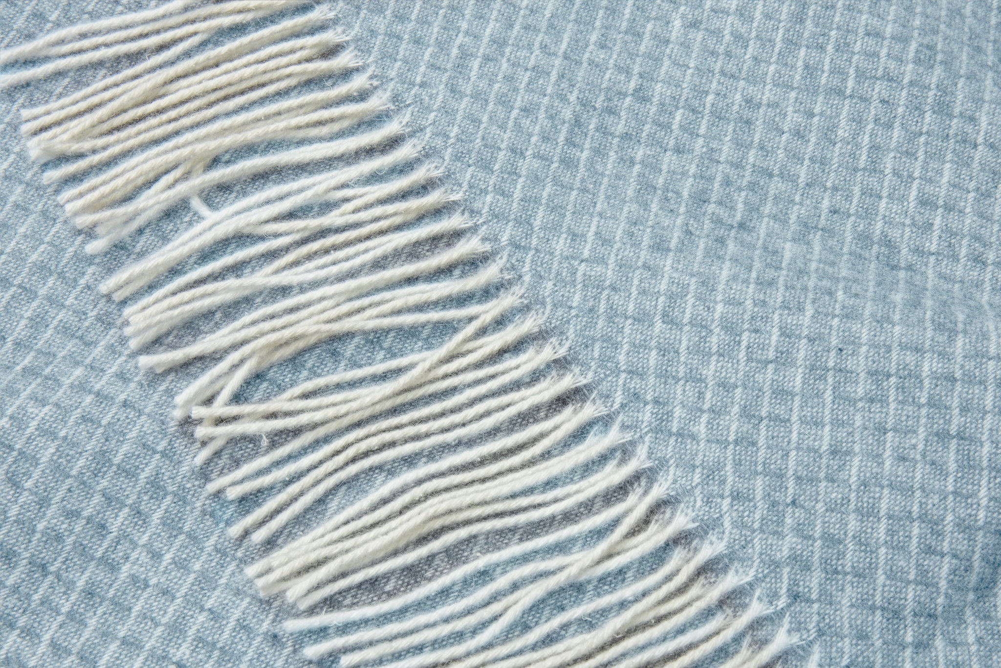 Blue colour - Chiswick Throw - Merino Wool/Cashmere - Blue