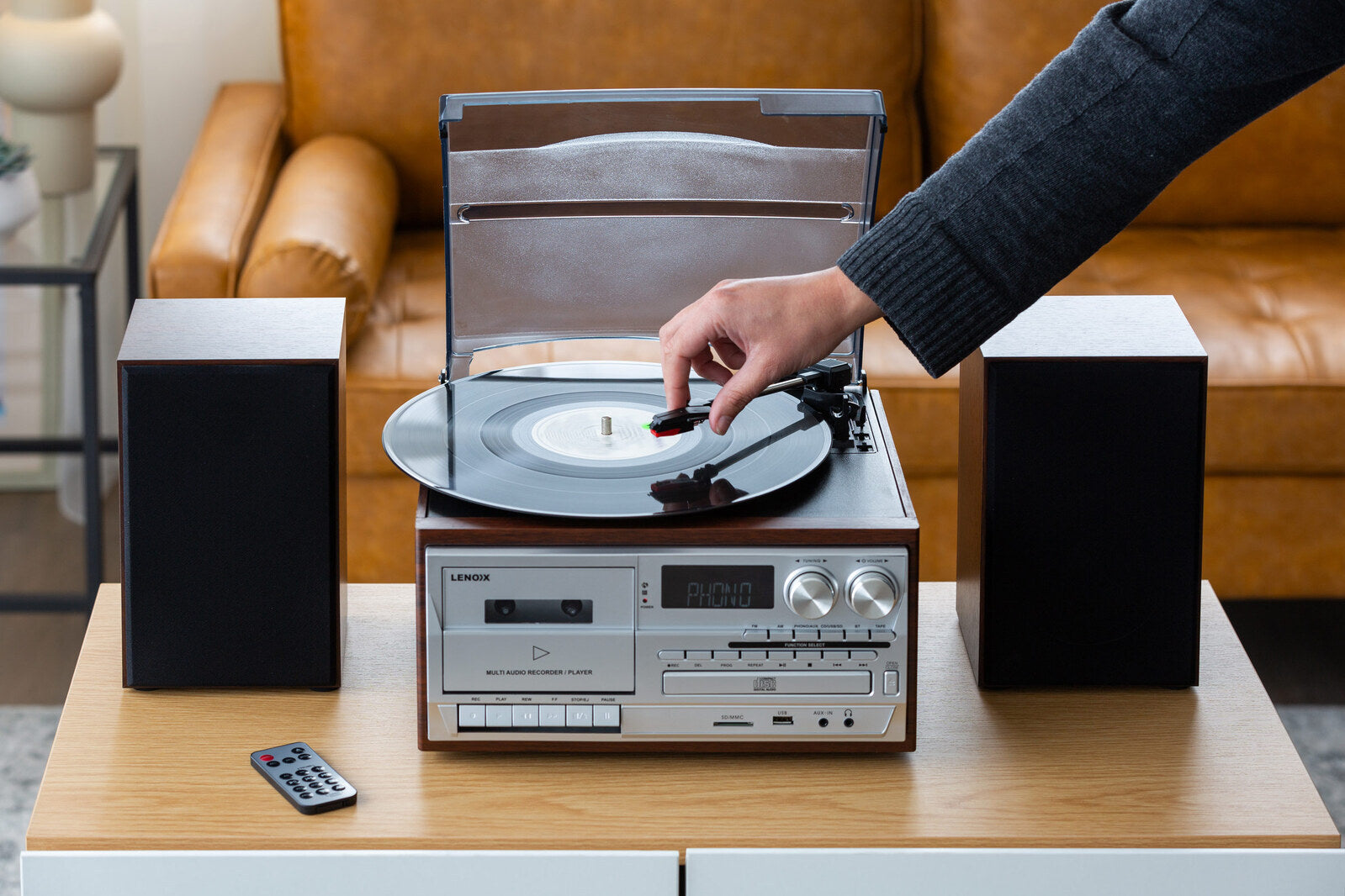 Brown Audio System Turntable CD Vinyl Streaming Player