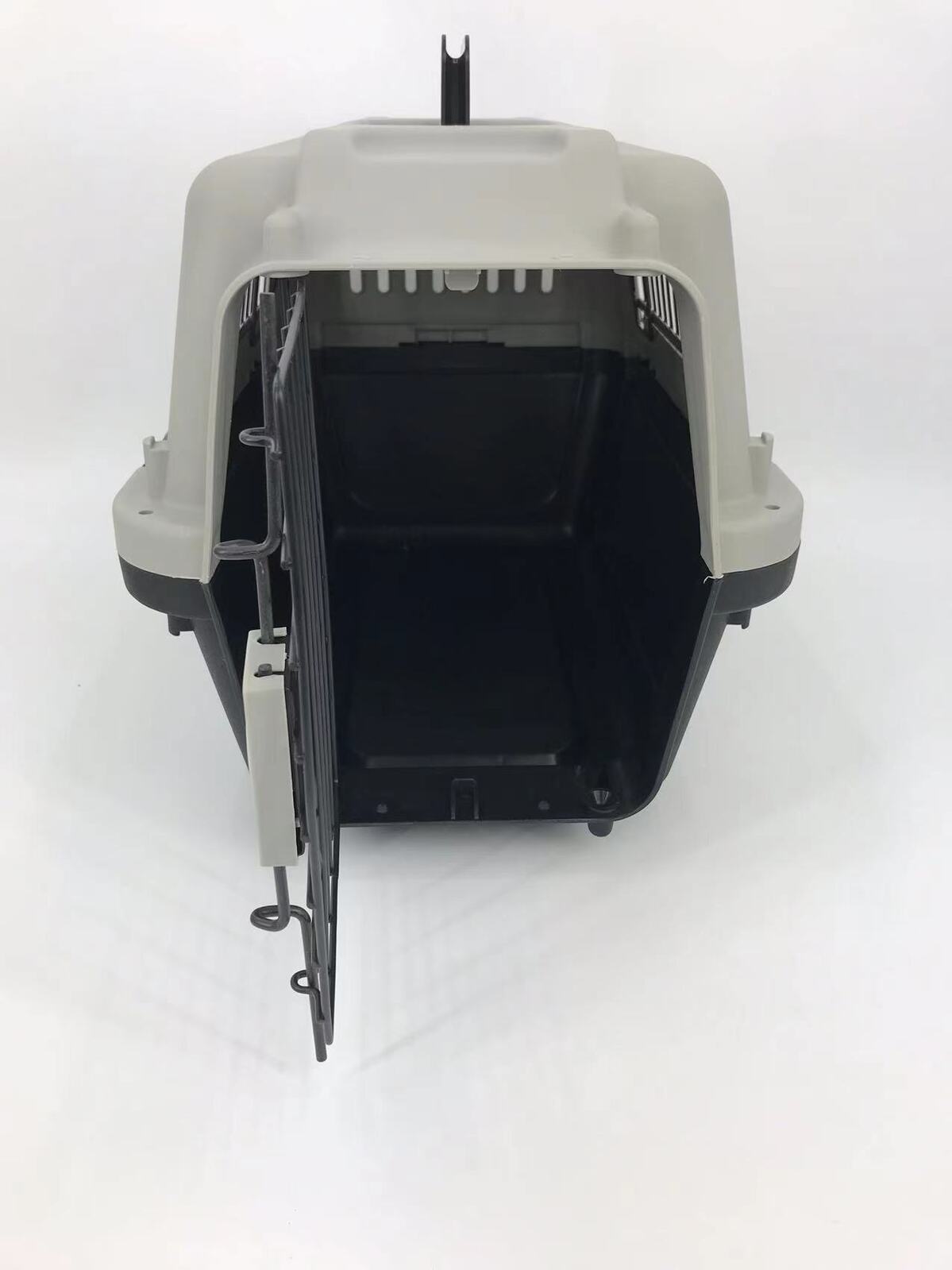 Portable Pet Carrier Travel Bag With Safety Lock