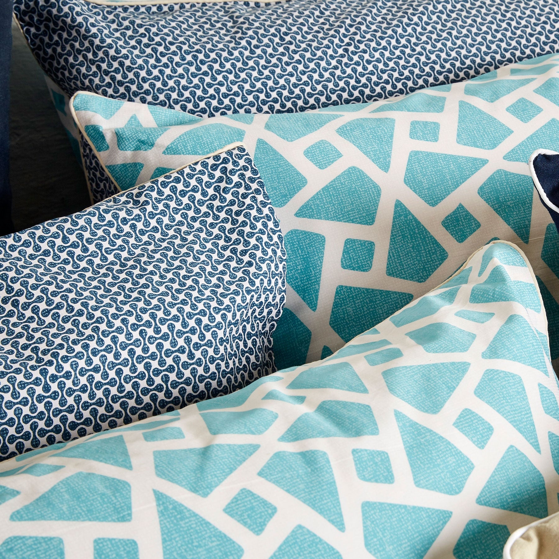 Coast Reversible Quilt Cover Set Queen