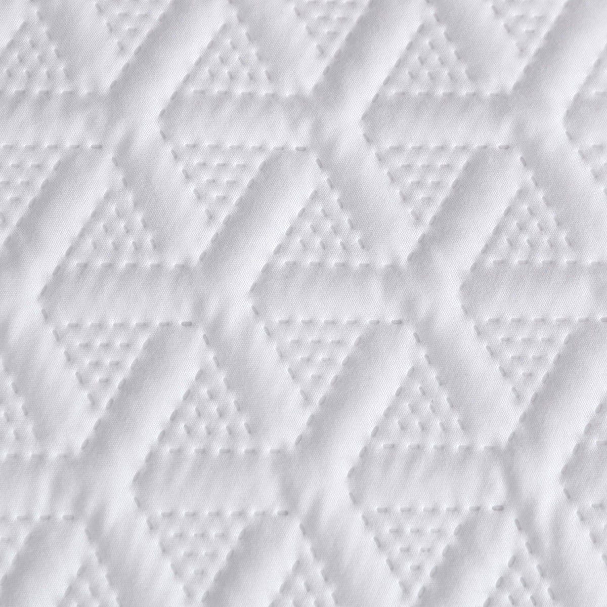 Leonardo White Embossed Quilt Cover Set Double Soft Polyester Bedding