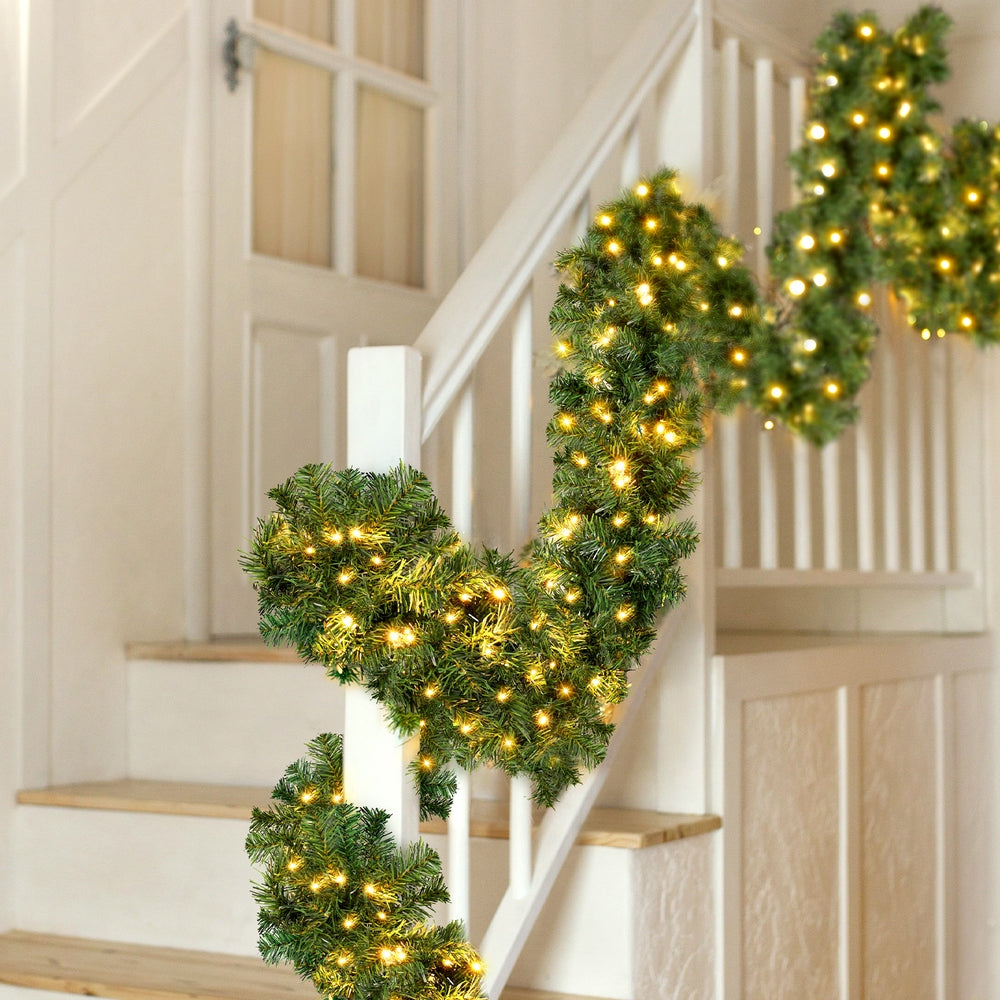 10m LED Christmas Garland - 700 Tips Decoration