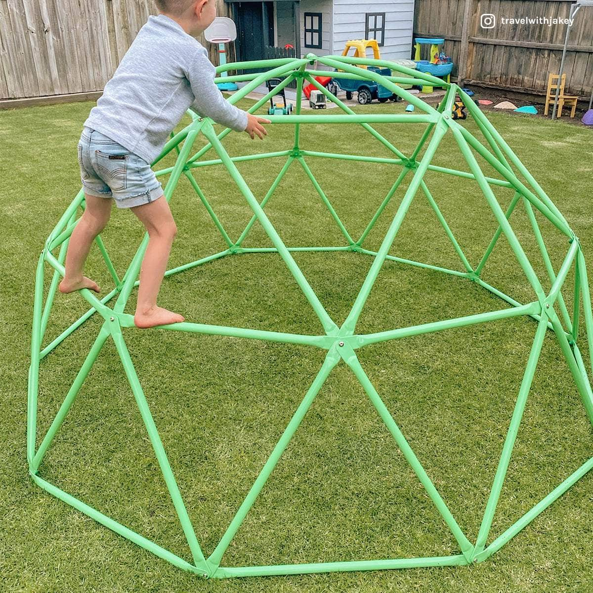 AdventureDome: Conquer Heights with the 2.5m Dome Climber