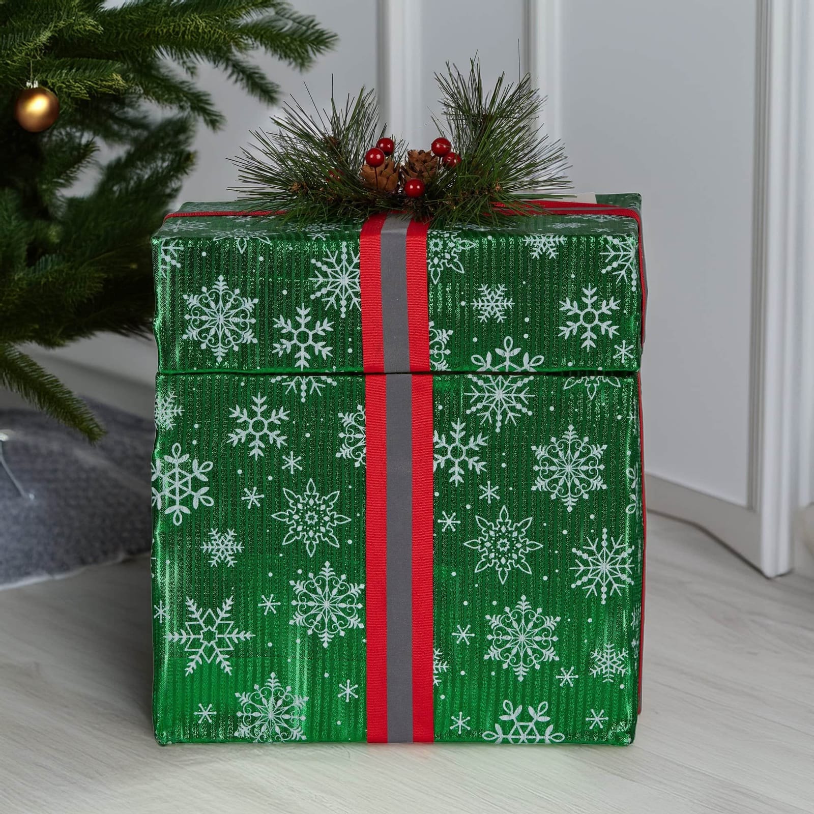 Animated Elf in a Gift Box LED Lights Christmas Tree Decoration Ornament Xmas - photo 13