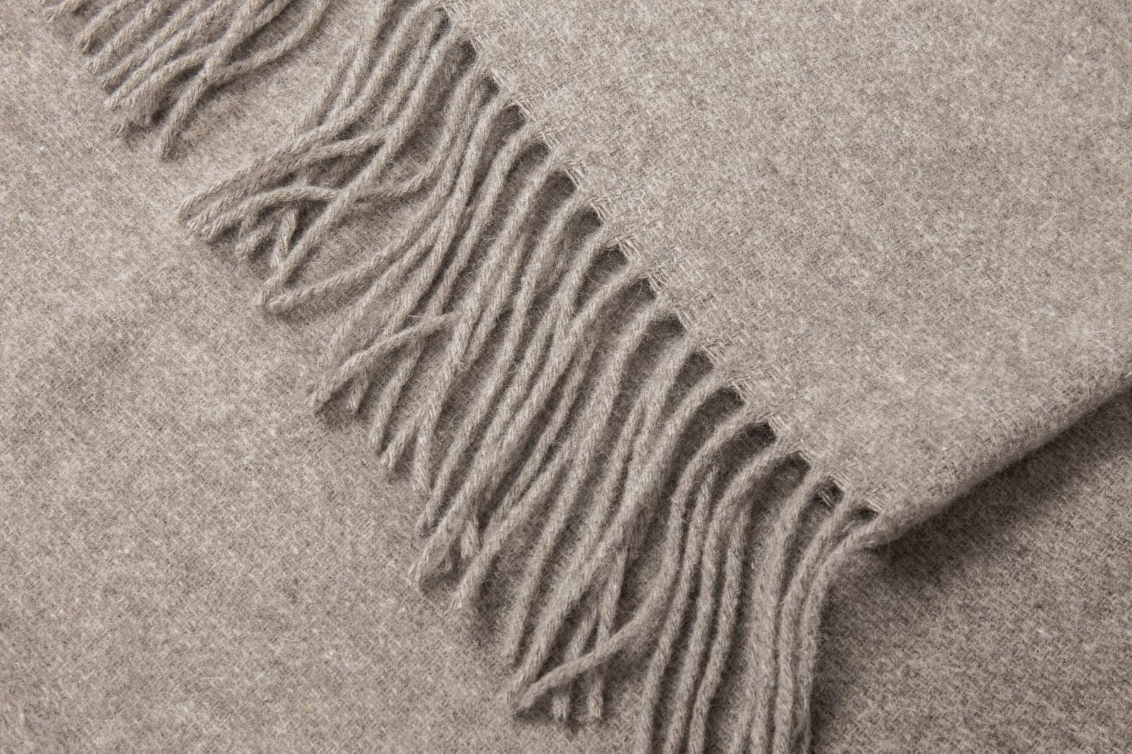 Chiswick Throw - Merino Wool/Cashmere - Stone with Curtain Accessories