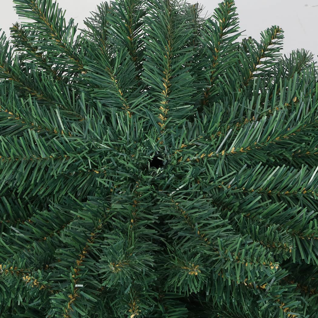 Compact 1.8M 600Tips Pencil Christmas Tree  Wood Finish Classic