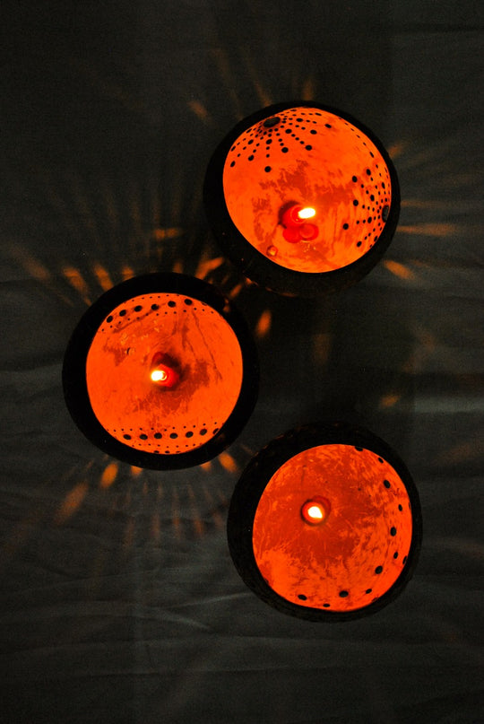 Novelty Gifts - Coco Candle Holder- Stars Of Saigon