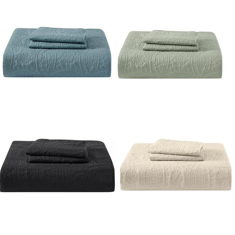 Embrace Serenity with this Luxurious Trio - Bedspread, Pillowcases, and Serene Comfort