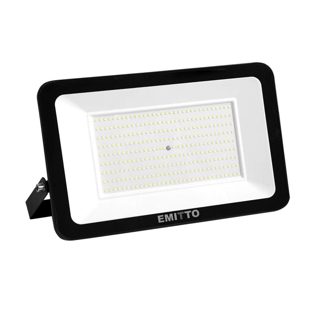 Energy-Efficient 200W Outdoor LED Flood Light