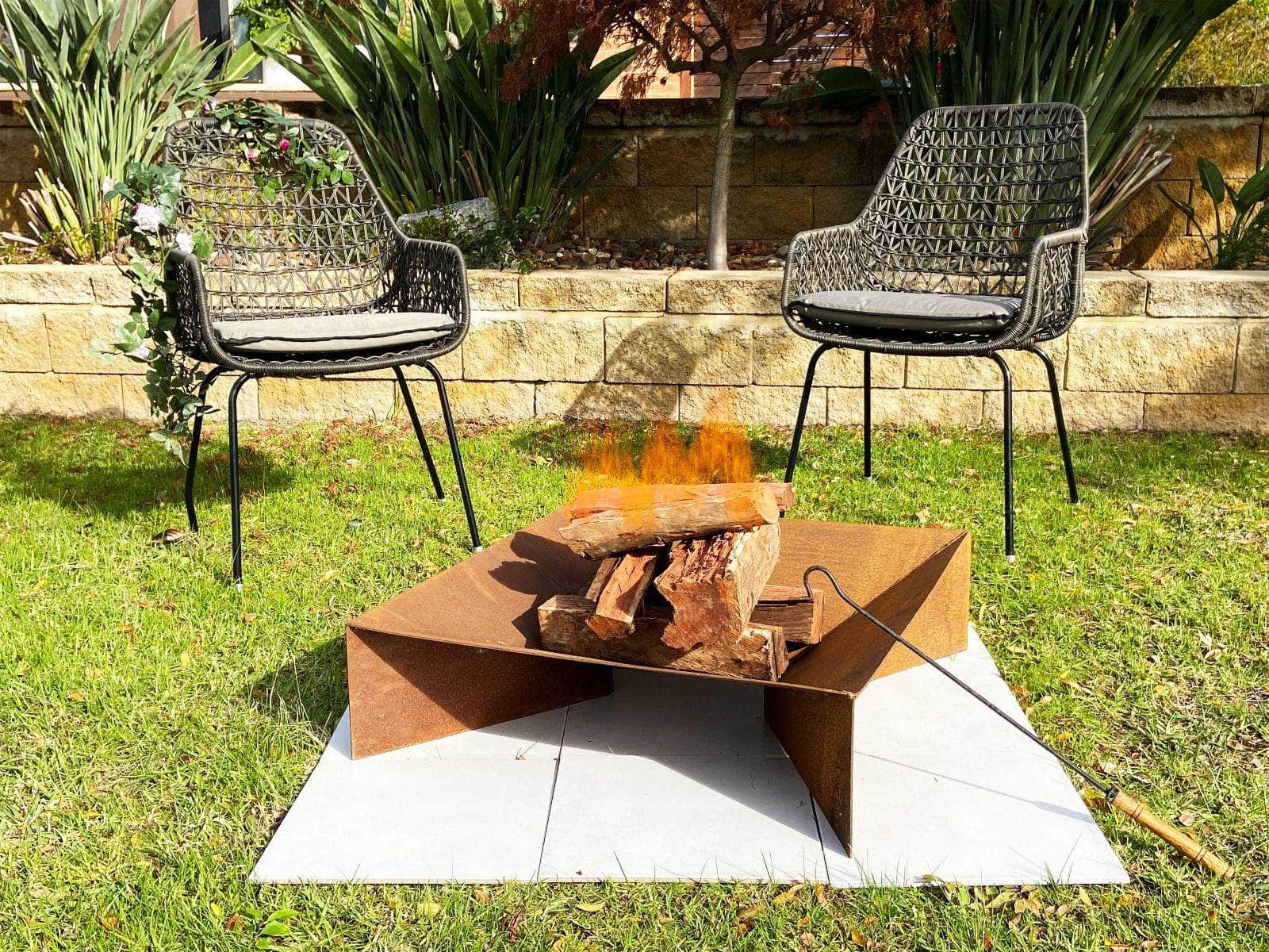 Firepit With Ash Tray With 0.11 Mild Steel"