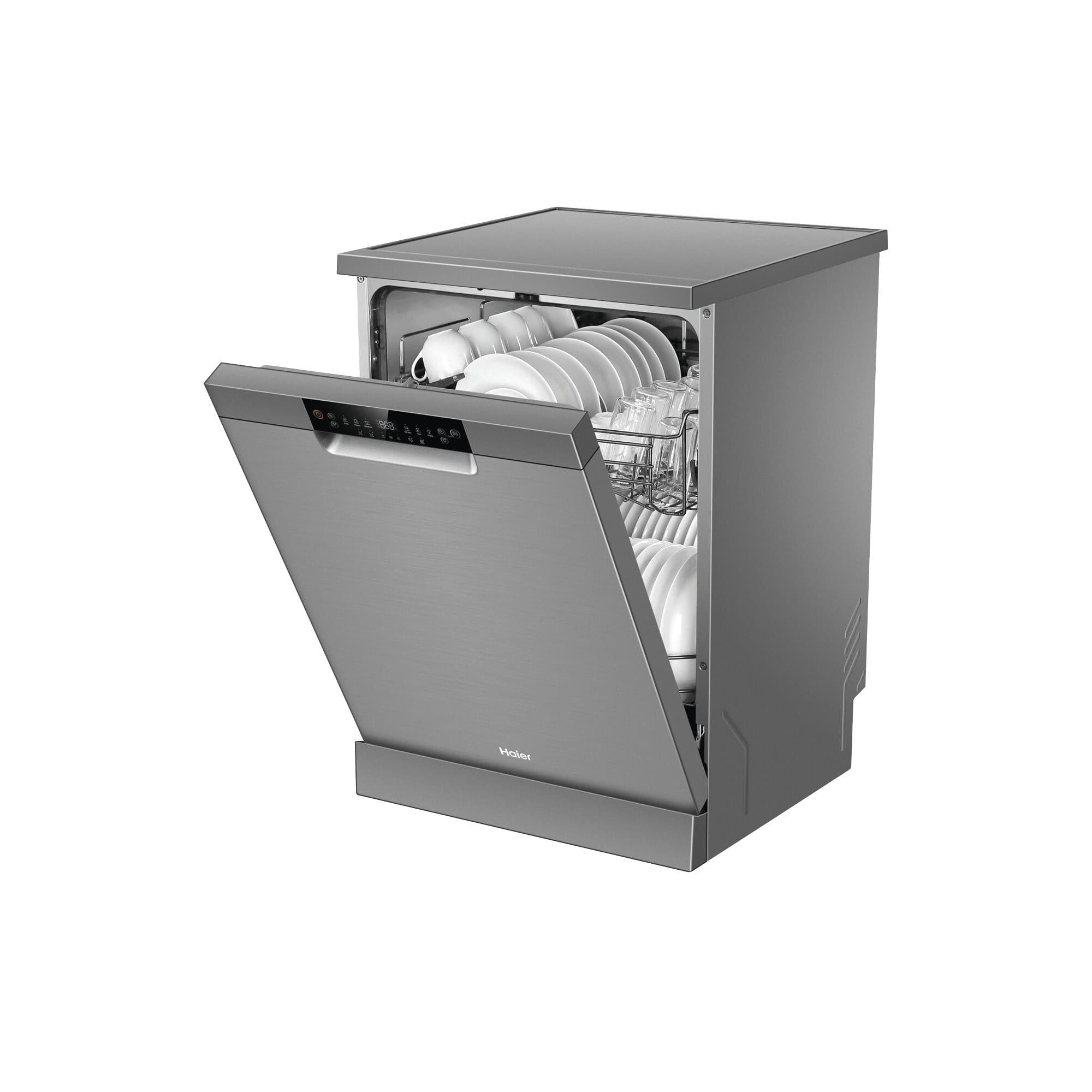 Haier 15-Place Setting Freestanding Dishwasher (Satina)