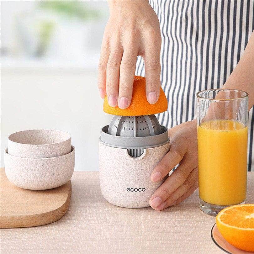 Manual Lemon Juicer & Orange Squeezer - Plastic Fruit Citrus Kitchen Tool