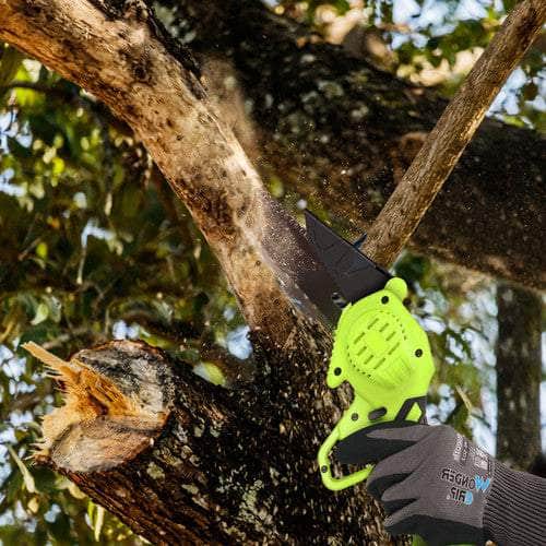 Mini Cordless Chainsaw (36V, 3000W, 2X Battery-Powered)