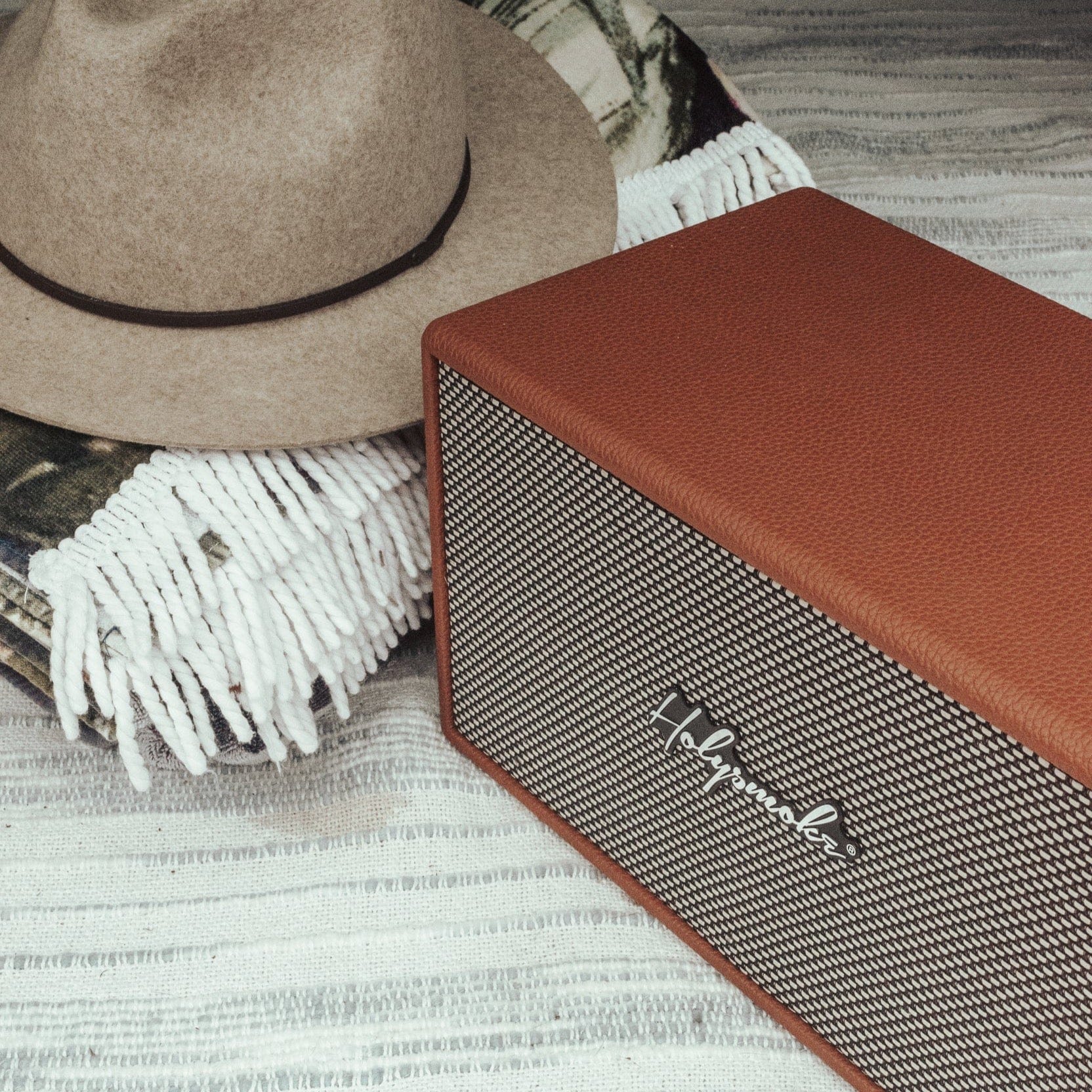 Nostalgia Reimagined: Embrace the Classic with Retro Bluetooth Speaker