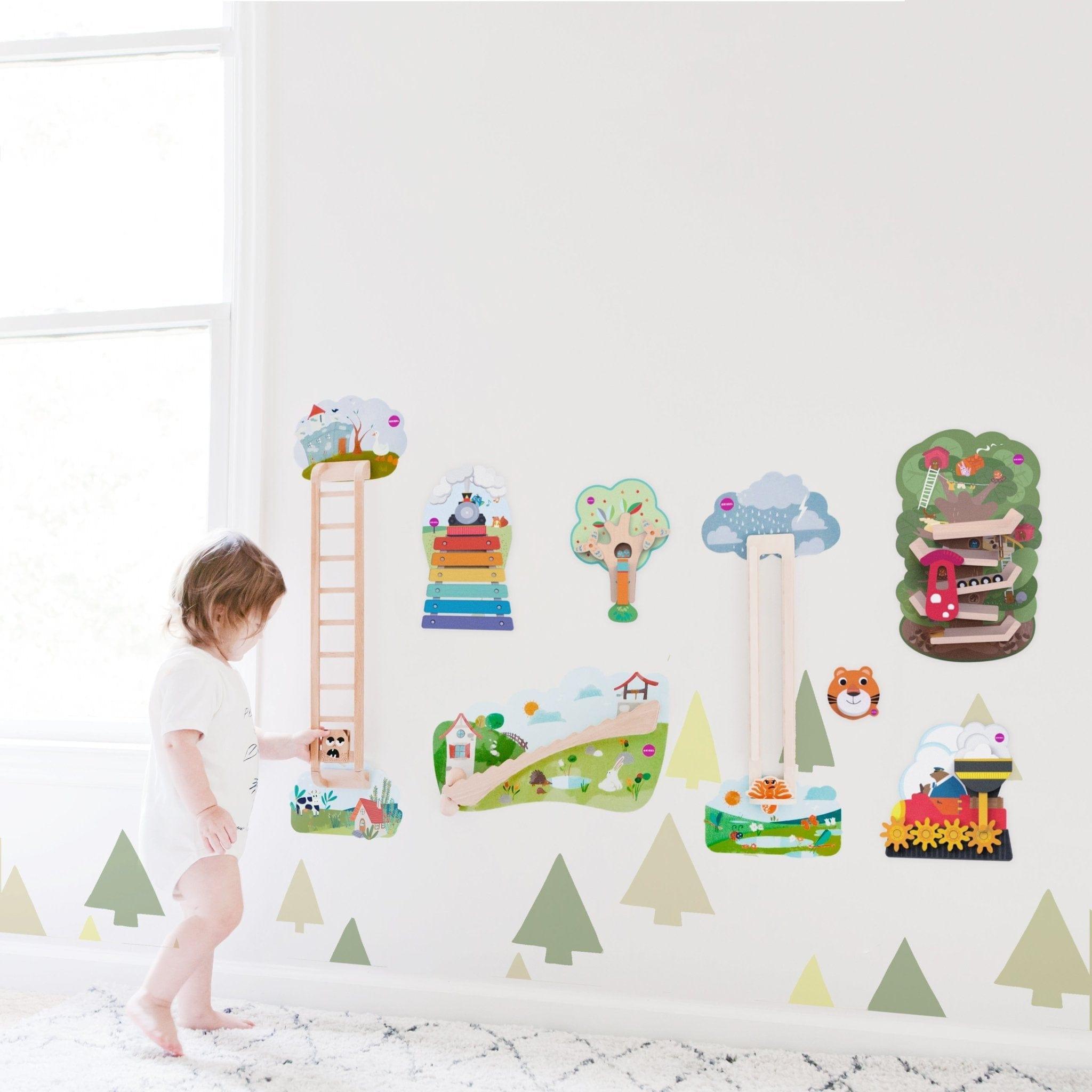VertiPlay Wall Toy: Hoppy Bunny and Friends