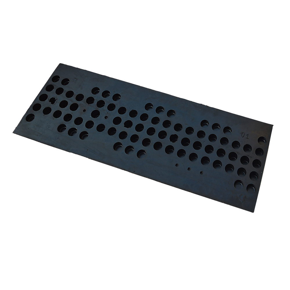 Pair Of 1M Long Rubber Speed Bumps (60T Load)