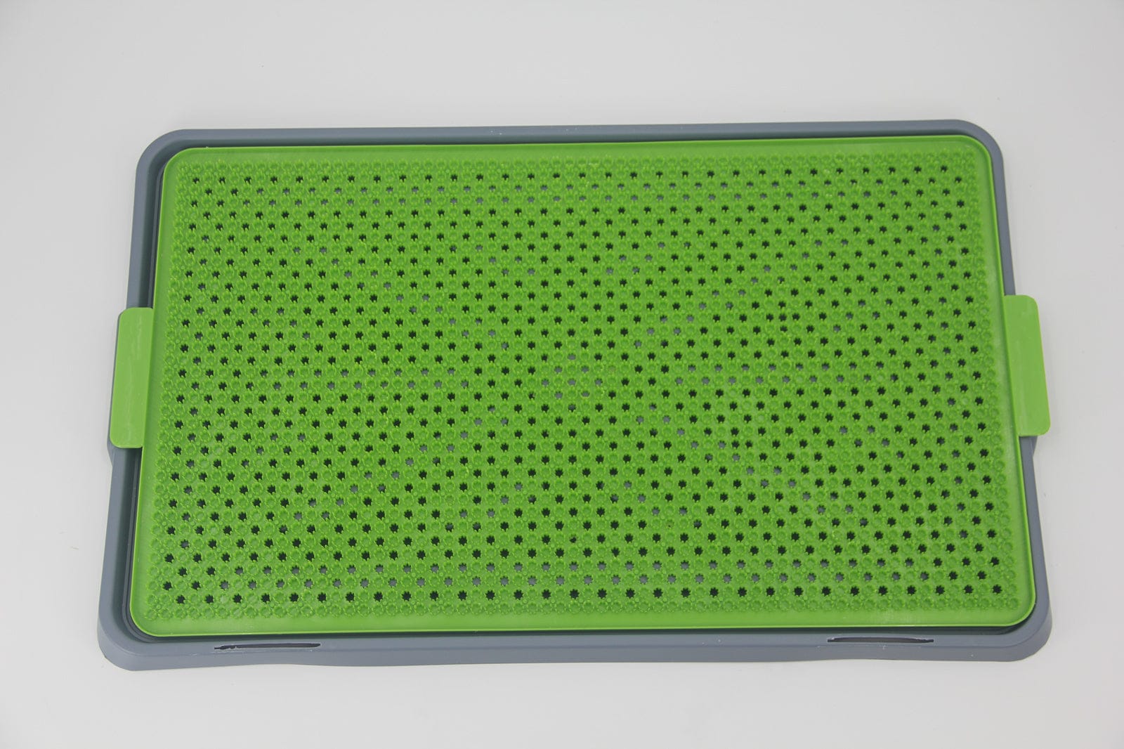 Indoor Dog Puppy Toilet Grass Potty Training Mat Loo Pad Pad 68 X 43 Cm, Made Easy