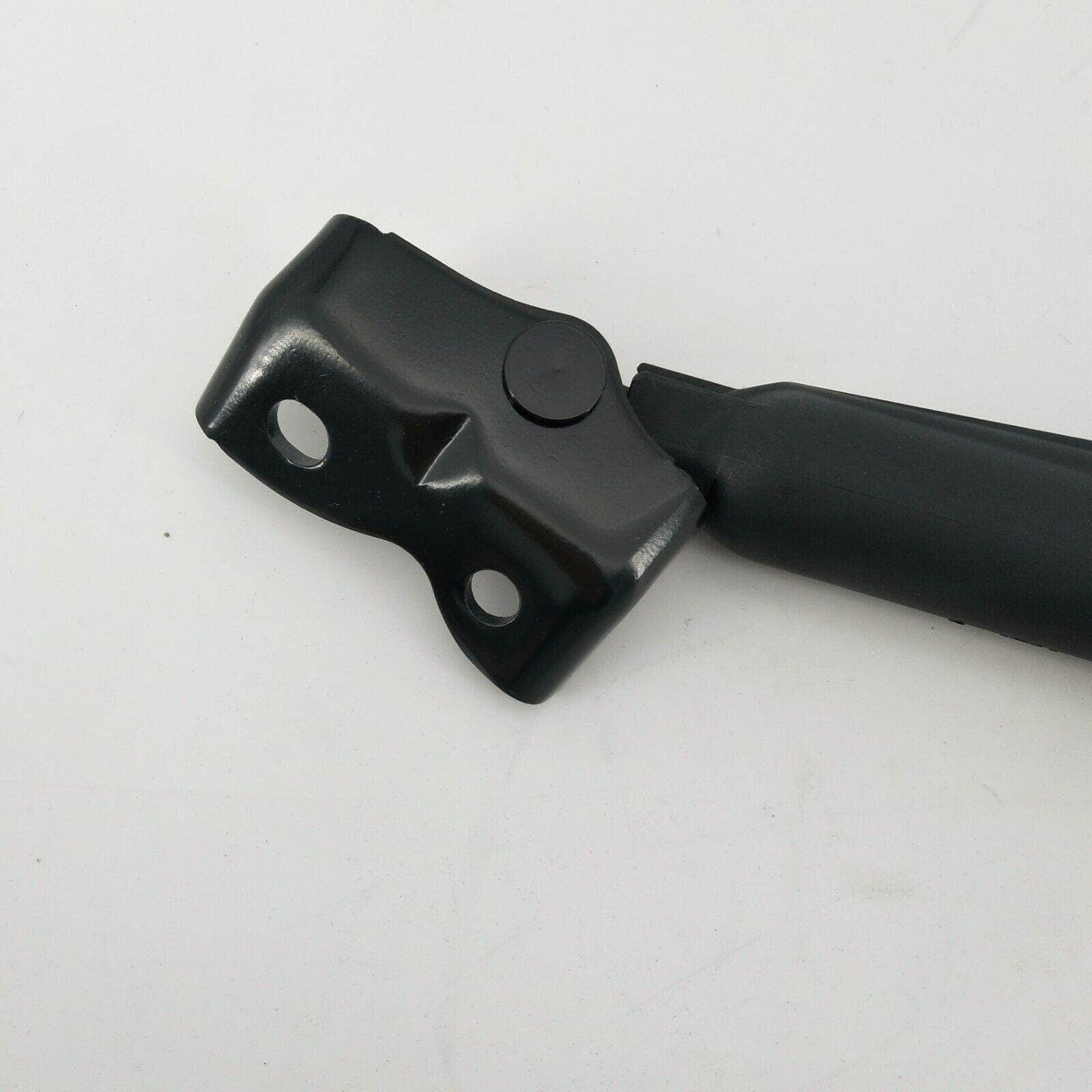 Tailgate Strut Stopper: Mitsu Pajero Ns Nt Nw Nx