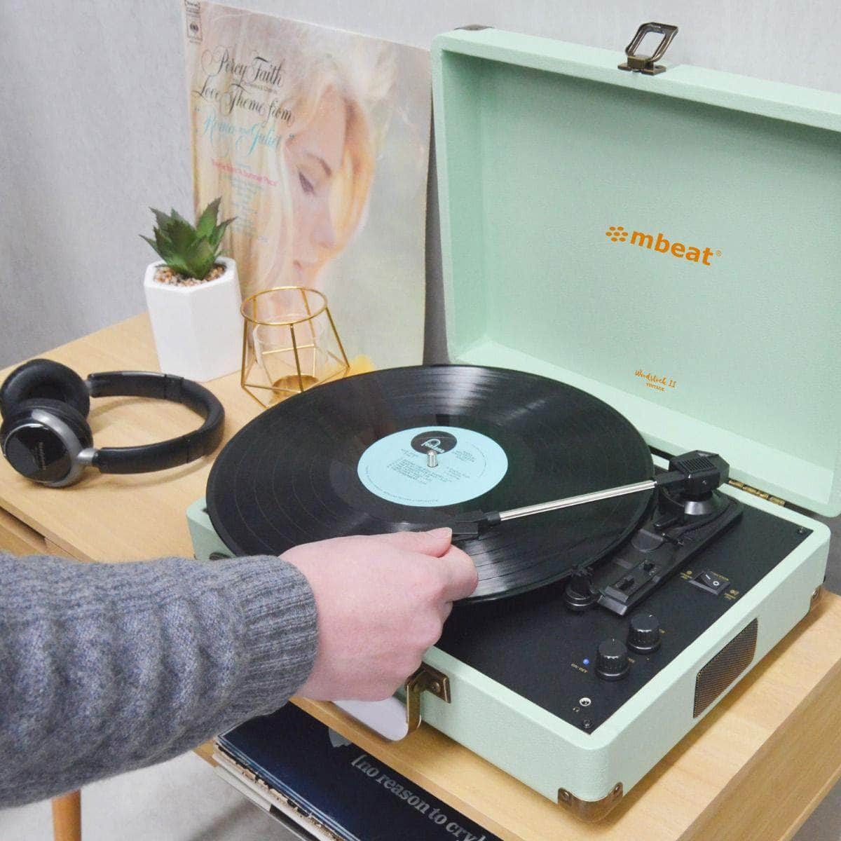 Woodstock II Tiffany Green Retro Bluetooth TX/RX Turntable
