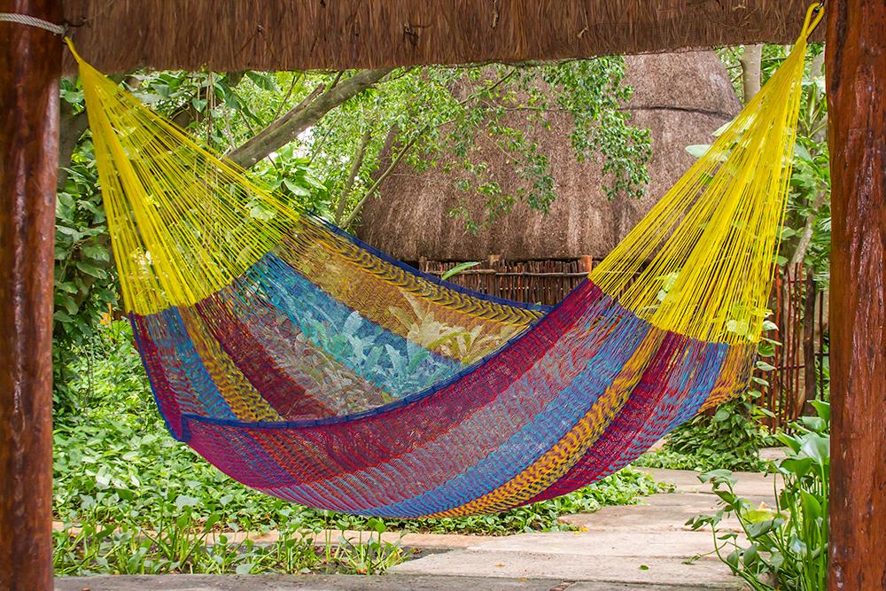 Home & Garden Jumbo Size Cotton Hammock in Confeti