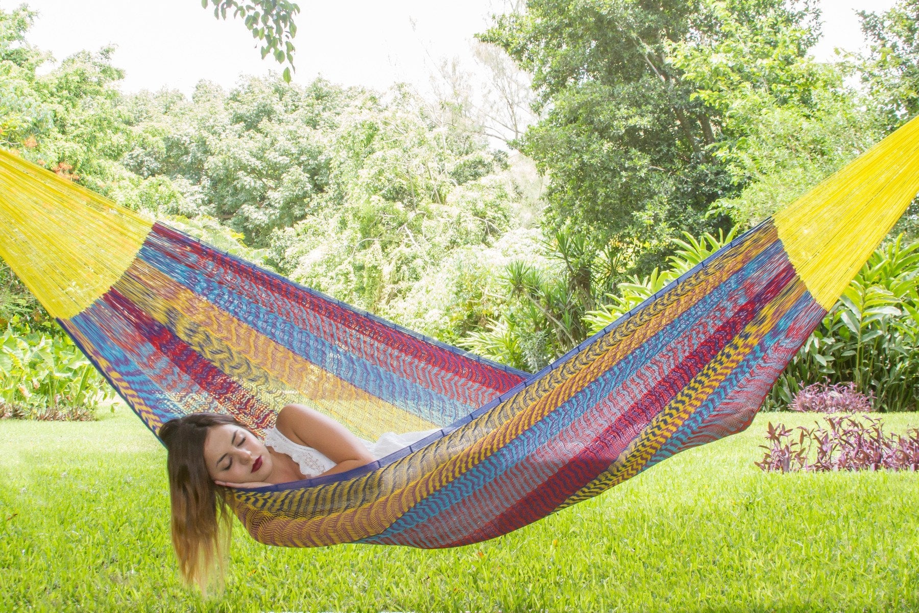 Home & Garden Jumbo Size Cotton Hammock in Confeti