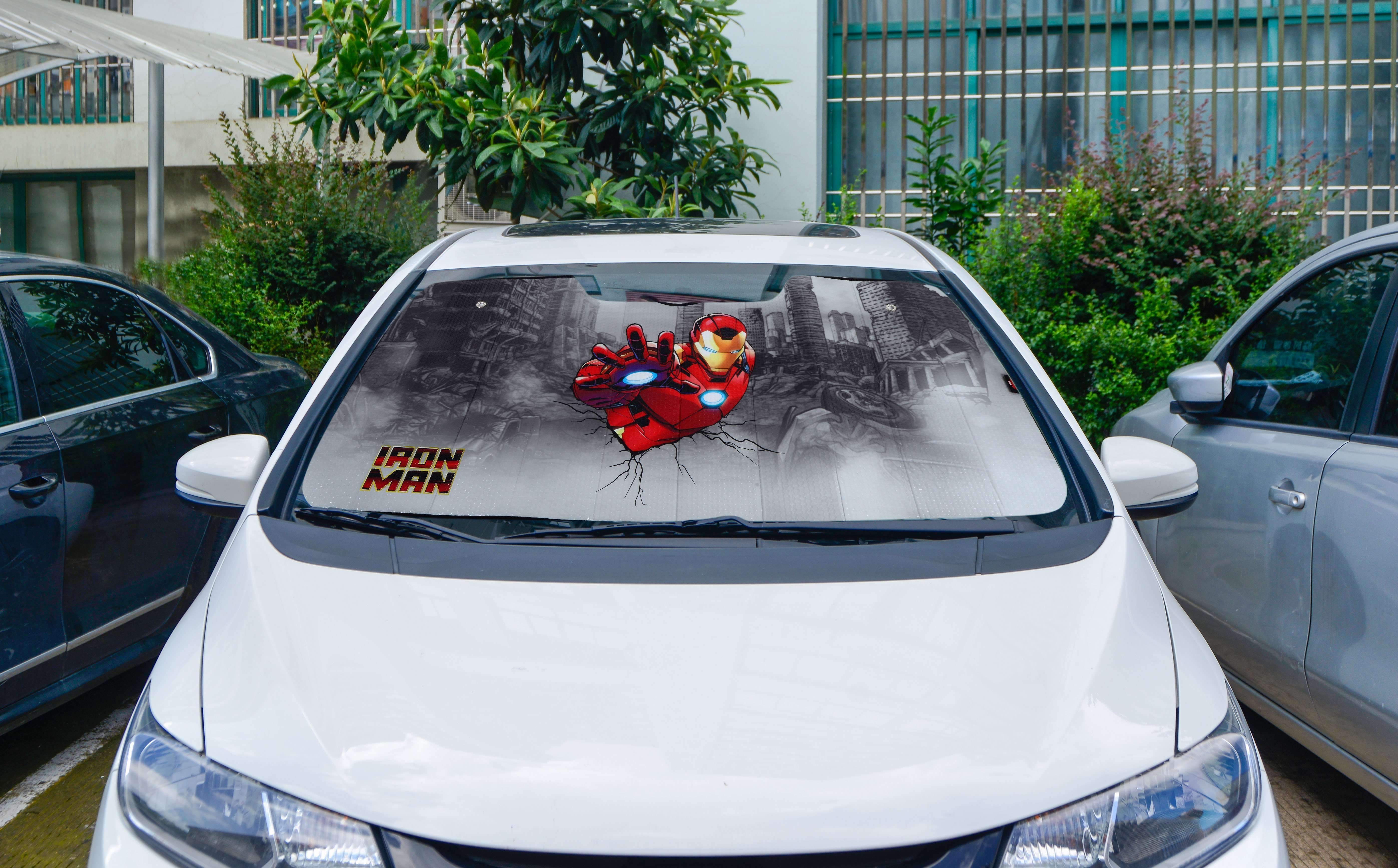 Auto Accessories Marvel Avengers Sun Shade [150cm x 70cm] - IRON MAN