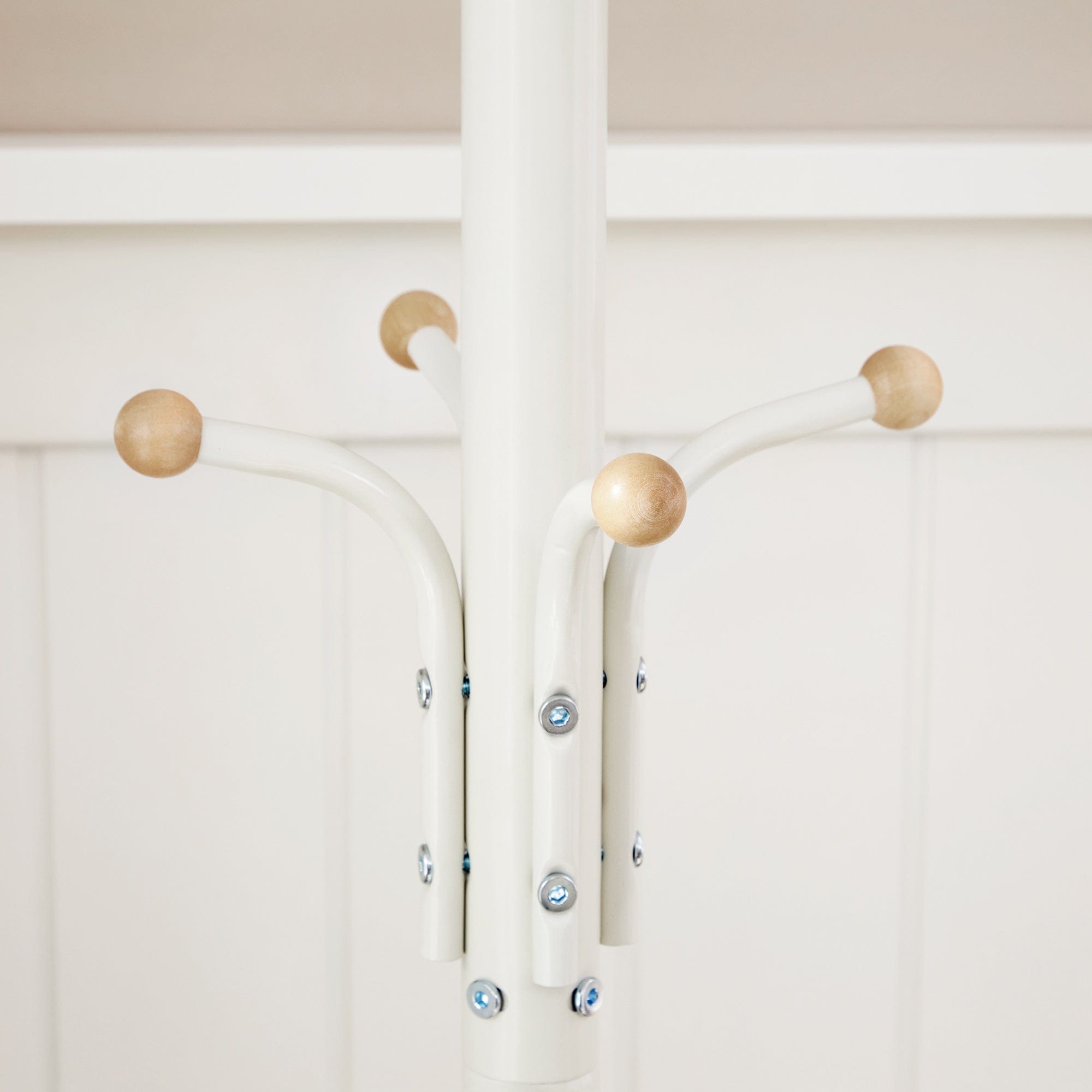 Metal Coat Rack Creamy White