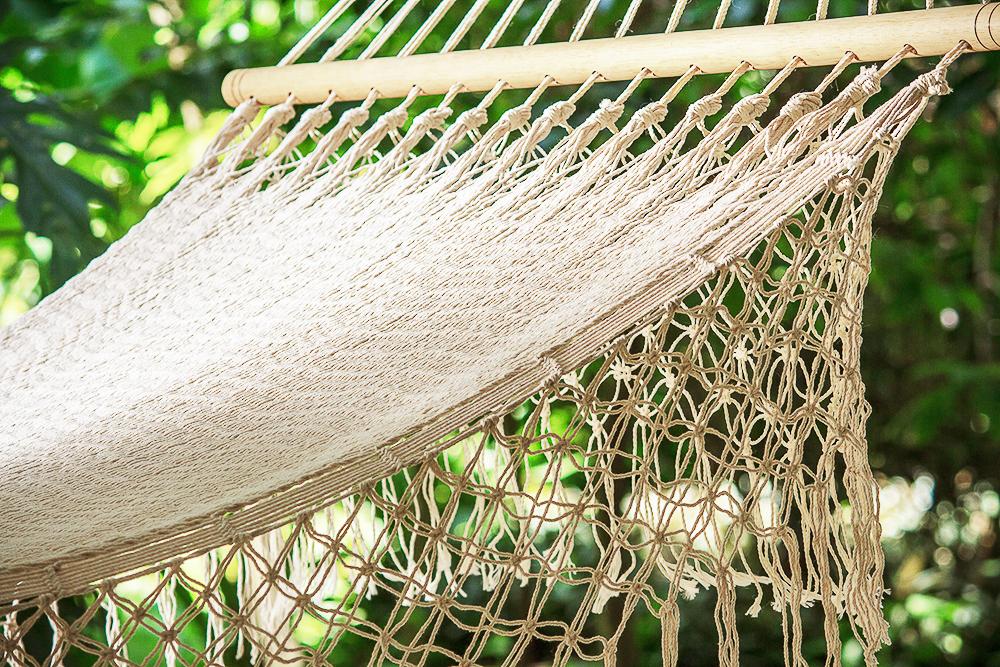 Hammocks Resort Queen Size Cream