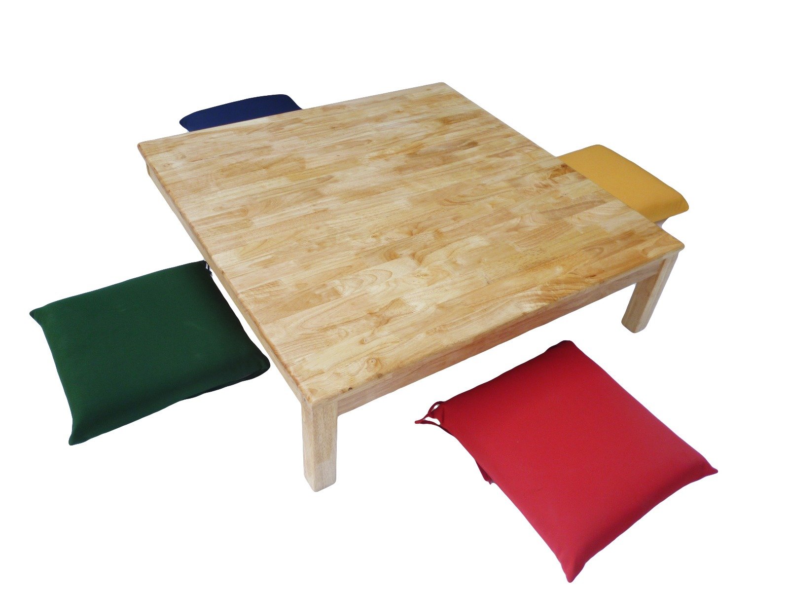 Toys Square Low table and 4 cushions