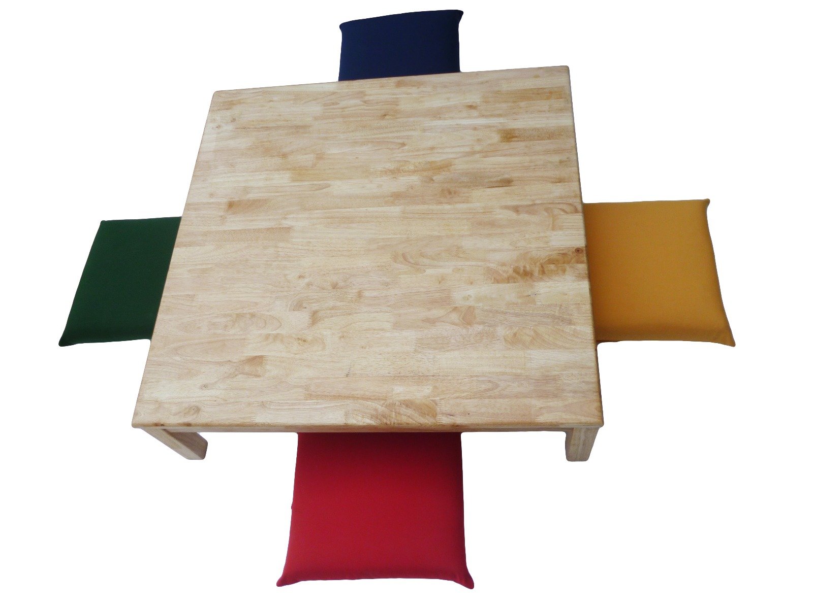 Toys Square Low table and 4 cushions
