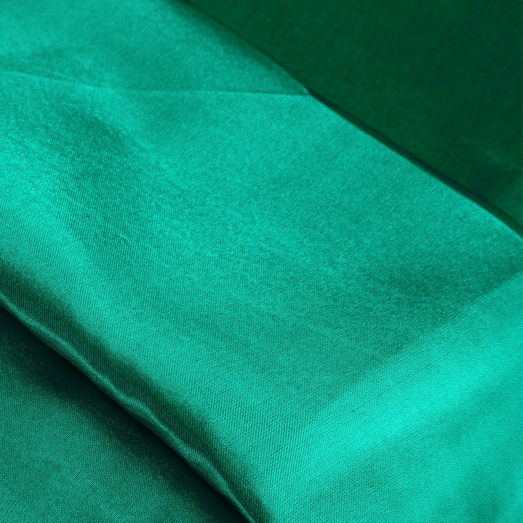 bedding Ultra Soft Silky Satin Bed Sheet Set in Queen Size in Teal Colour